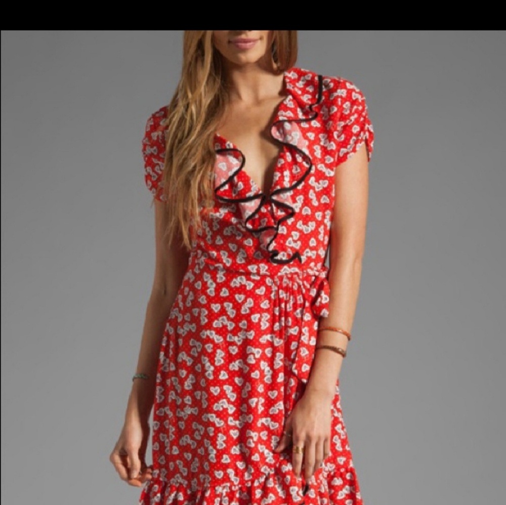 JUICY COUTURE FLORAL PRINT RUFFLE HEM WRAP DRESS